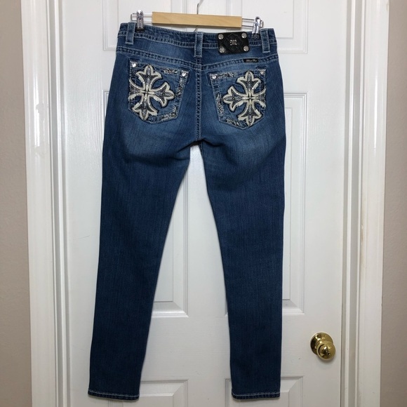 Miss Me Stretchy Distressed Detail Mid Rise Skinny Medium Wash Jeans  29 - Picture 6 of 15